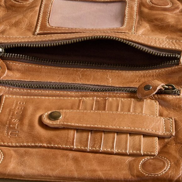 Roan Crossbody Leather with three convenient pockets Camel Color - Picture 2 of 3